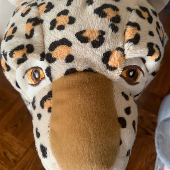 Soft Leopard Plush - Picture 3 of 4